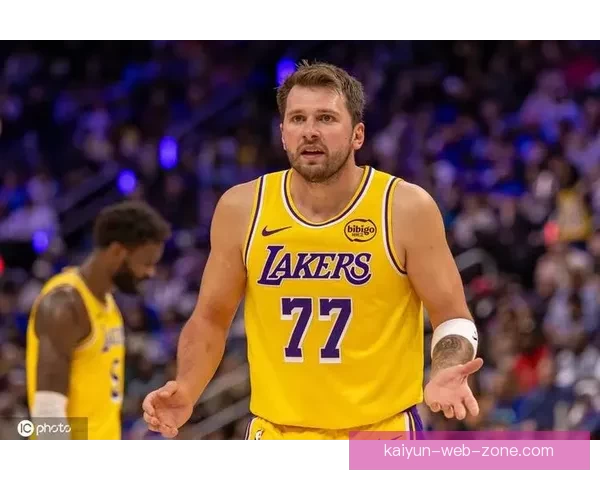 NBA官方公布周最佳球员 约基奇塔图姆获选 东契奇哈登申京等球星提名